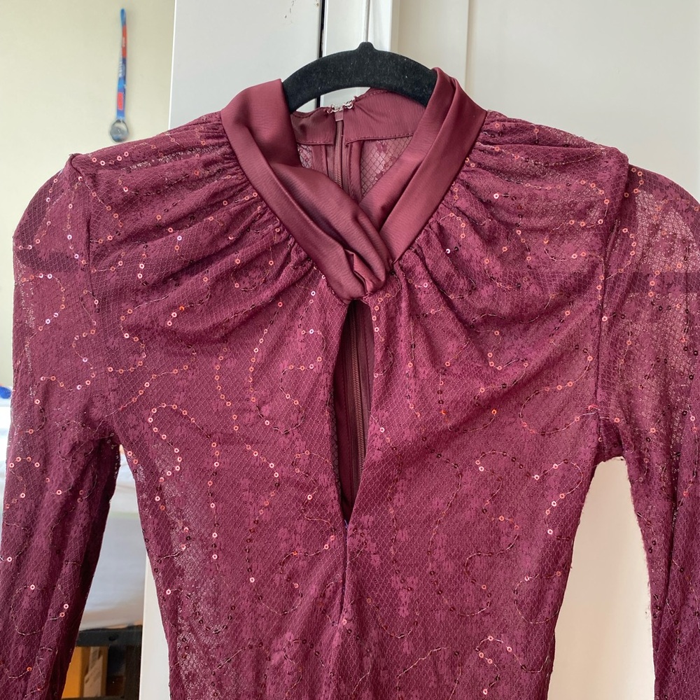 MURCI Exclusive high neck cut-out all-over sequin bodysuit in burgundy - Size 2 - Picture 3 of 10